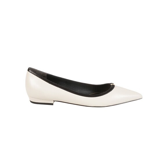Tory Burch Pointed Toe Flat Shoes With Minimalistic Design - NWT